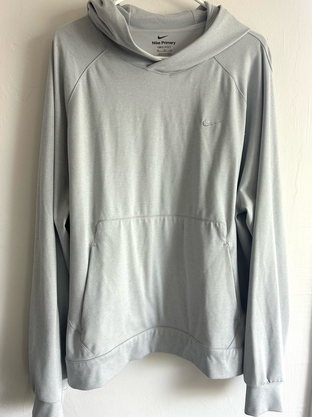 Nike Men’s Light Gray Dri-FIT Hoodie Shirt XL
